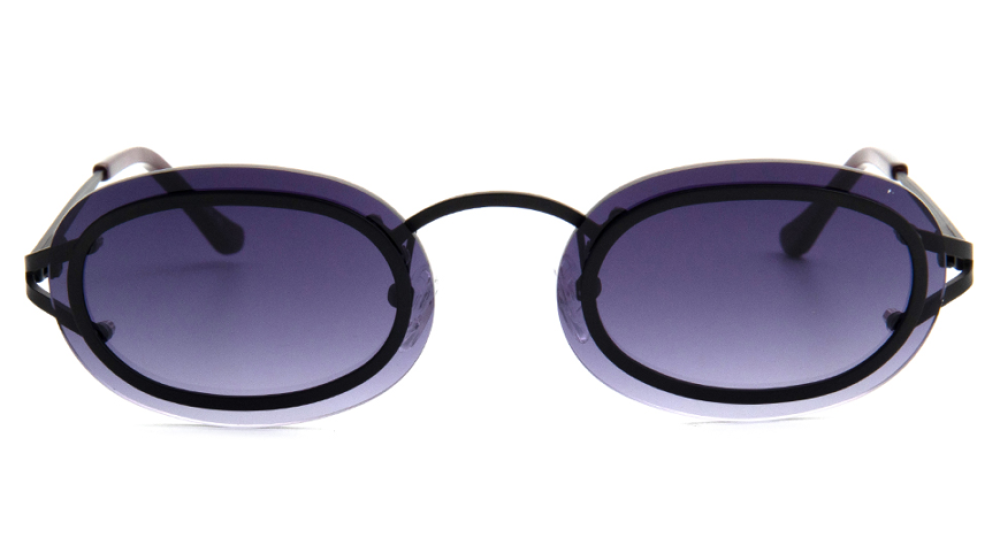 05 - Black Black